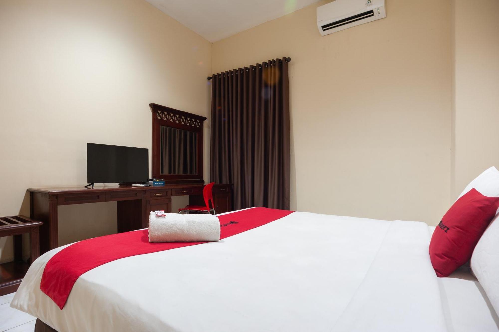 Reddoorz Plus Near Plaza Blok M Jacarta Exterior foto